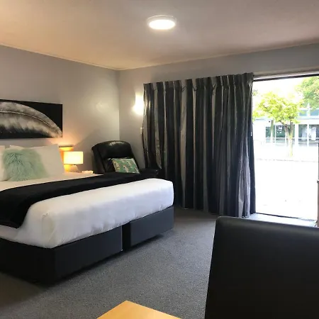 Hacienda Motor Lodge Palmerston North Exterior photo