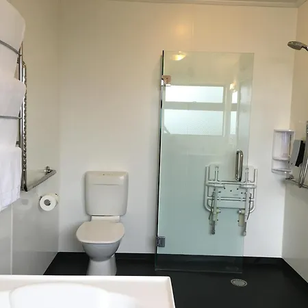 Hacienda Motor Lodge Palmerston North Room photo